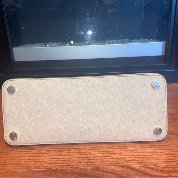 Michael Kors Large Emmy Dome Satchel Handbag - Picture 3 of 6